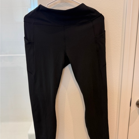 BUNDLE L Lululemon tops + XL Fabletics leggings - Picture 11 of 14